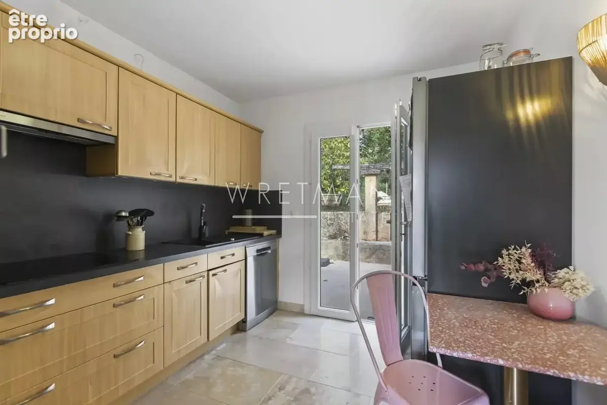 Villa avec 3 chambres et grand terrain plat à pied du village – Valbonne - photo 7