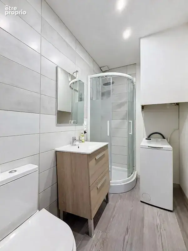 Exclusivité - intra-muros - studio meublé de 23,10m2 - photo 7