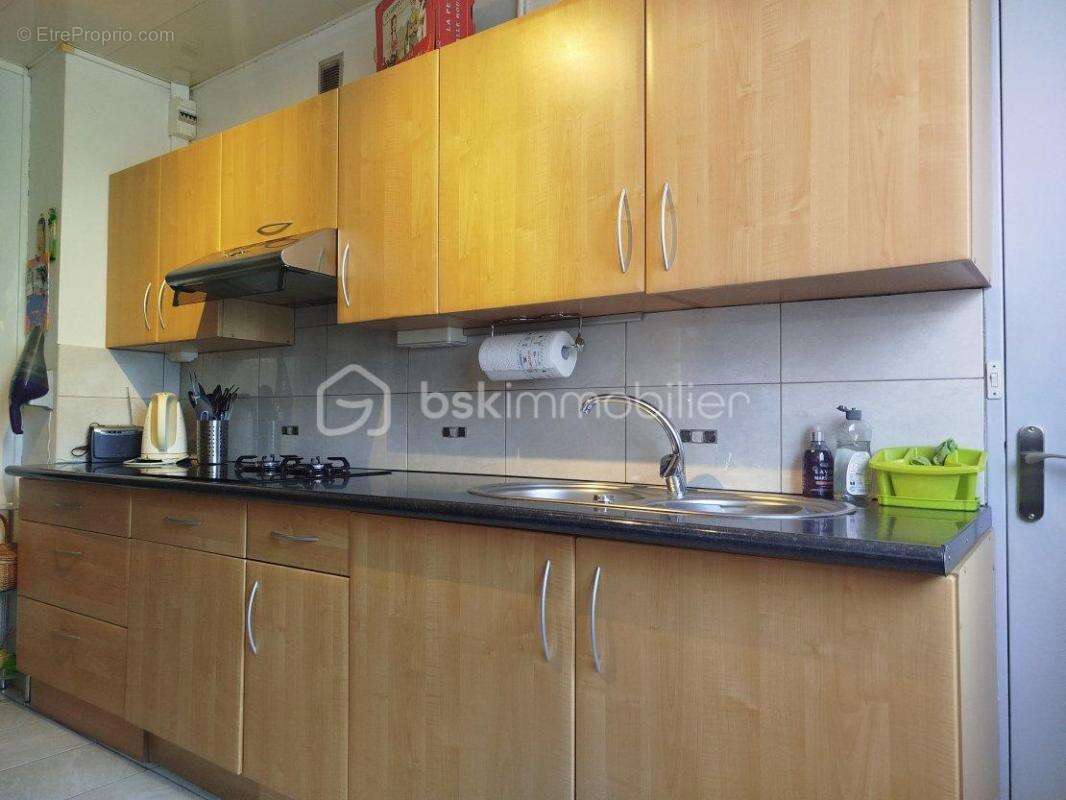 Appartement à LE PLESSIS-TREVISE