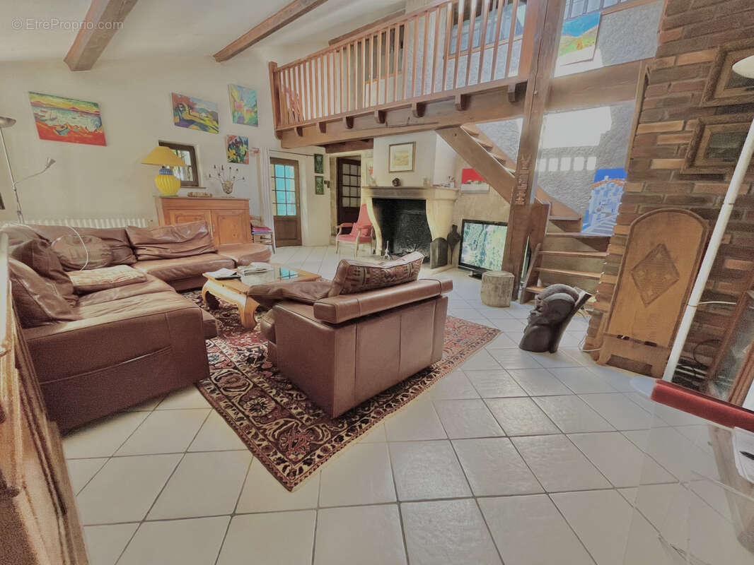 Maison à SANRY-LES-VIGY