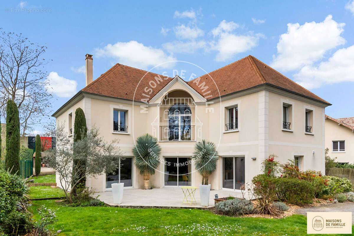 Maison à LE VESINET