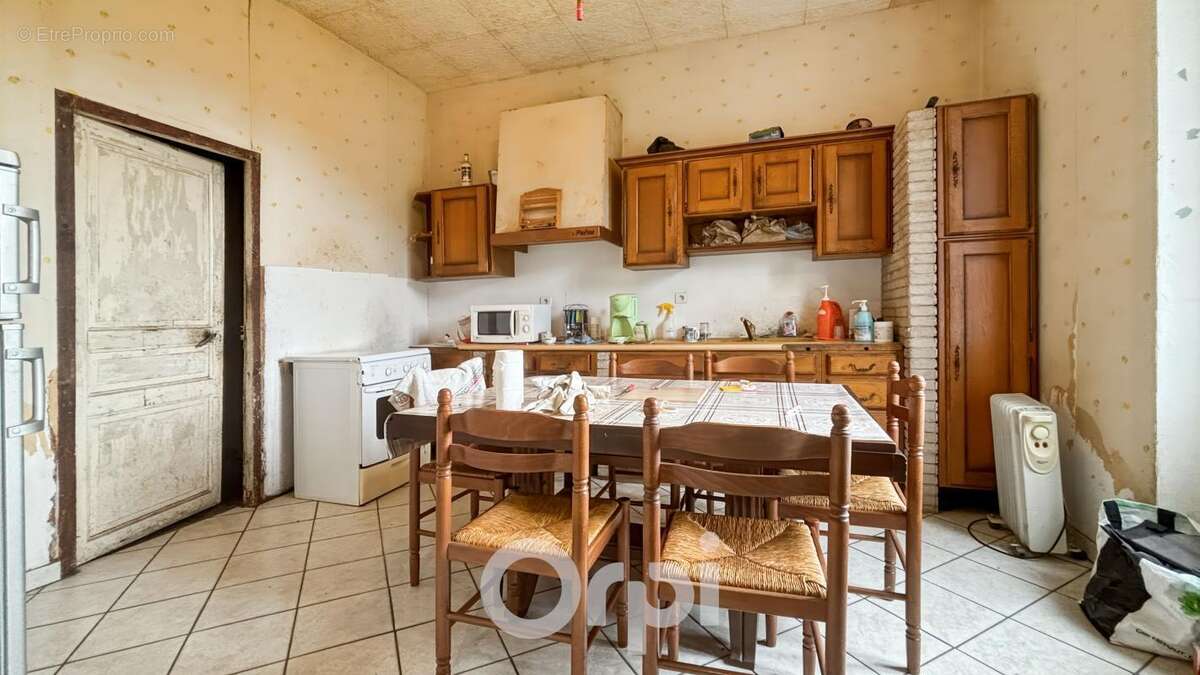 Maison à JABREILLES-LES-BORDES