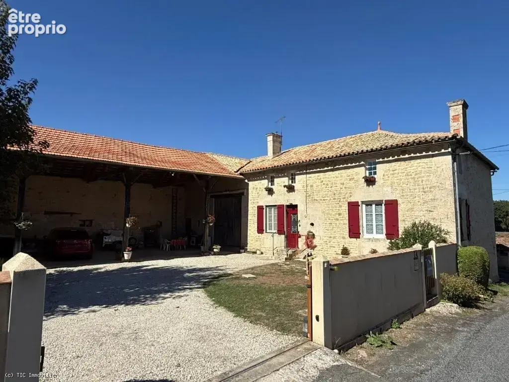 Maison En Pierre Rénovée Avec 4 Chambres - photo 24