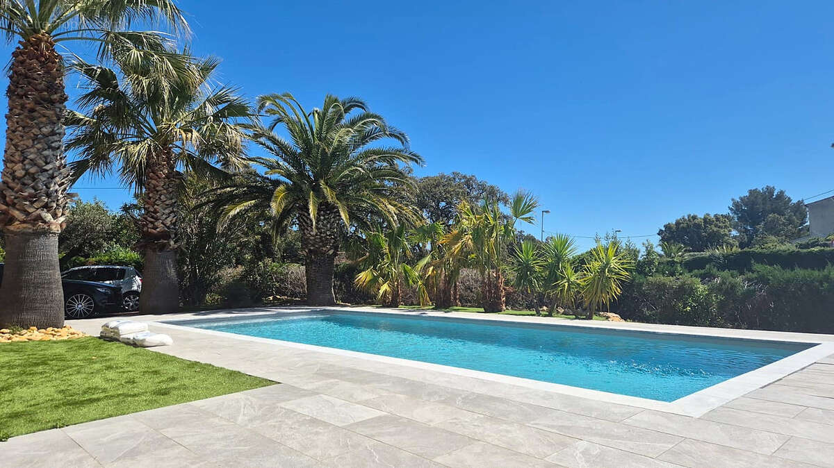 Villa avec piscine et vue sur le Golfe de Saint-Tropez ! - photo 7
