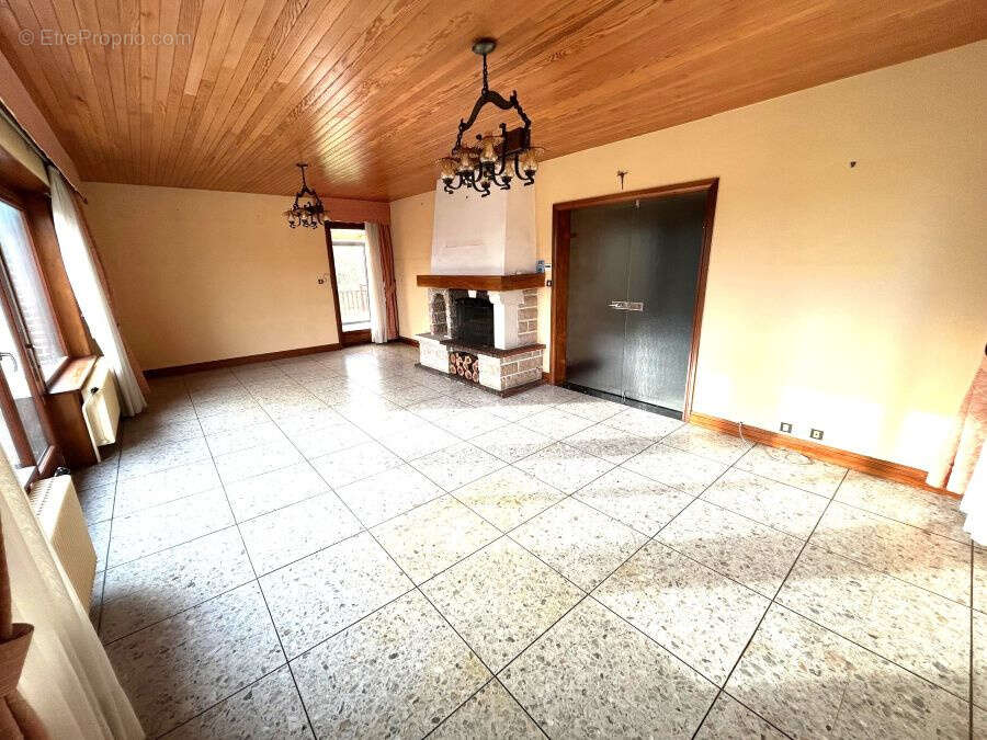 Maison à LECELLES