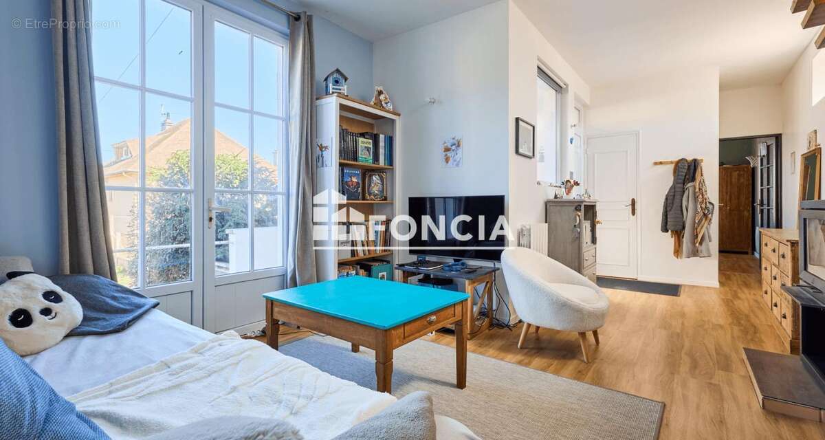 Maison à LUC-SUR-MER