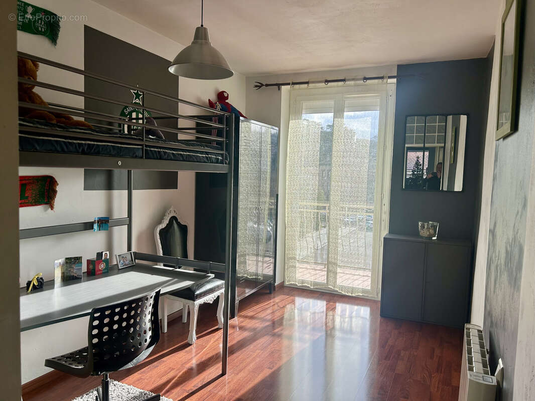Appartement beaucoup de cachet dans immeuble ancien - photo 11