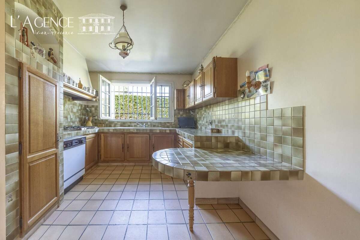 Maison à BOUC-BEL-AIR