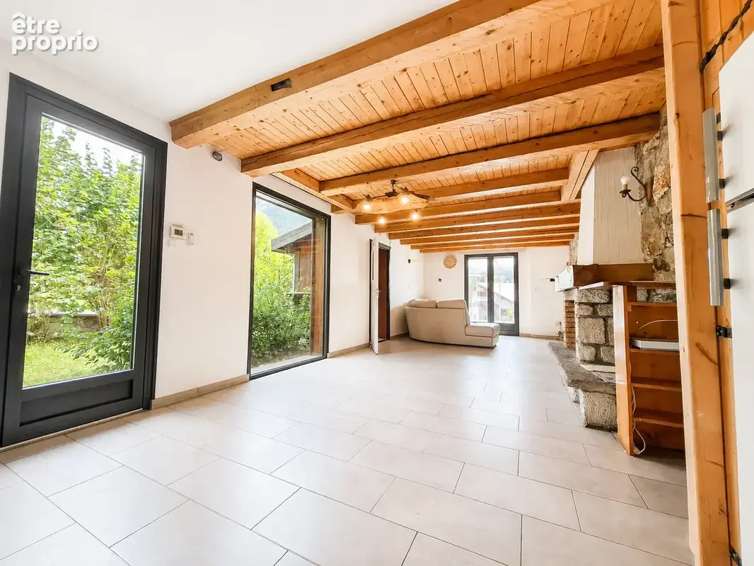 Maison 200 m2 9 pièces avec 1165m2 de terrain - photo 3