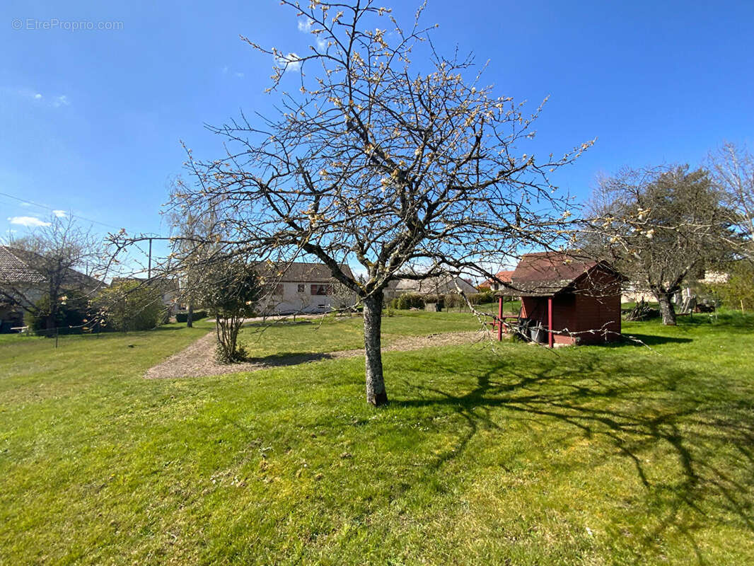 Maison à LE BREUIL