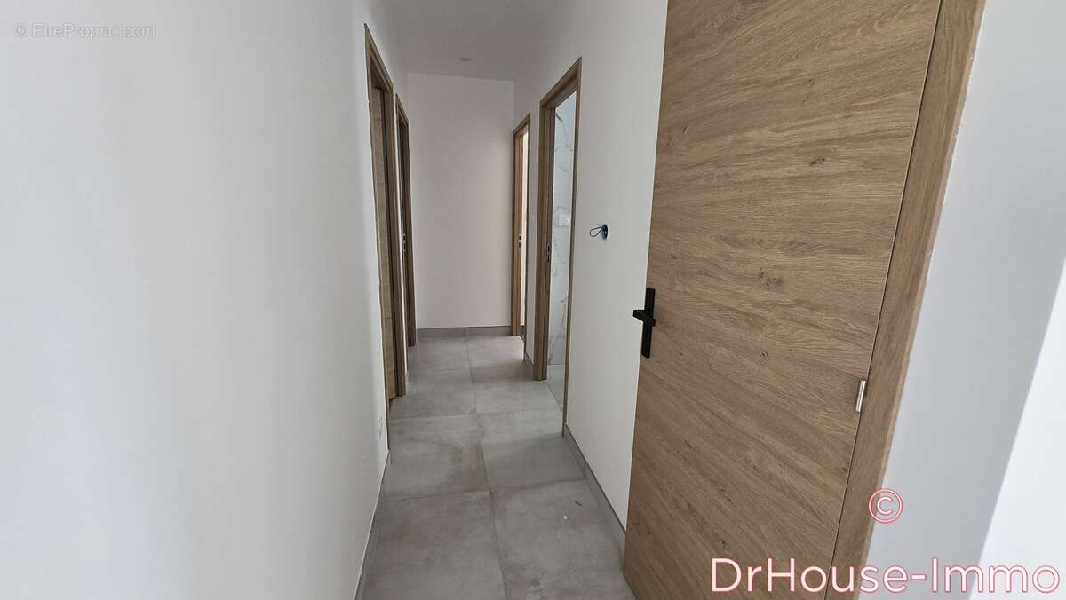 Maison à SAINT-JULIEN