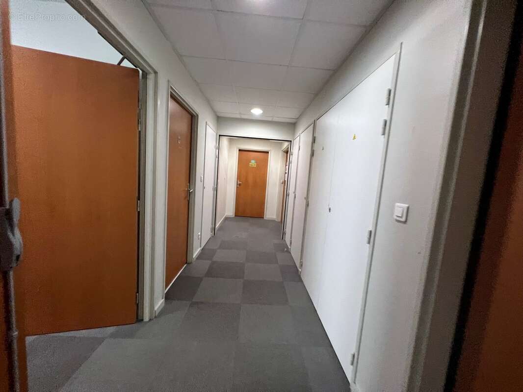 Commerce 78 m² à Toulouse  - photo 4