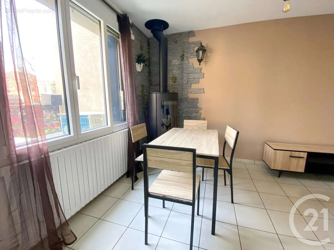 Maison 64 m² à Fontenilles  - photo 3