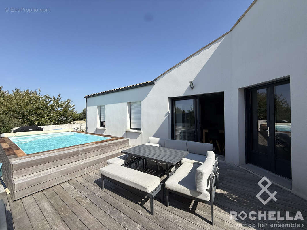 Maison à SAINT-ROGATIEN