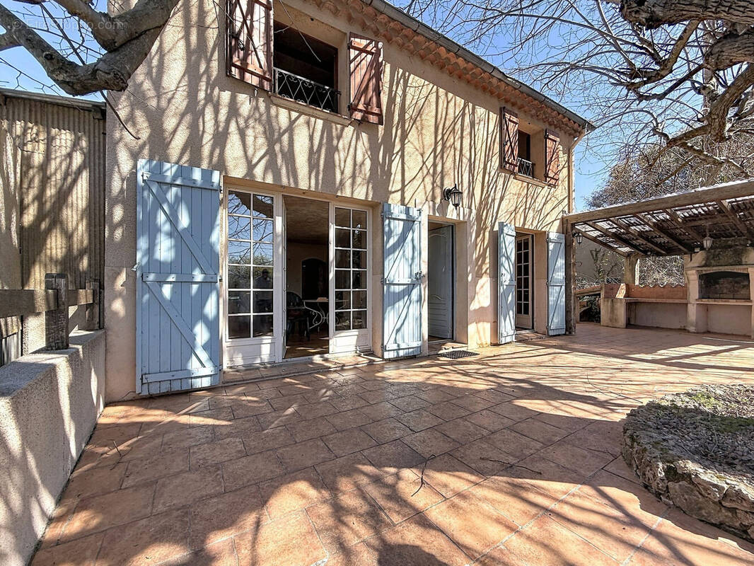 Maison à FREJUS