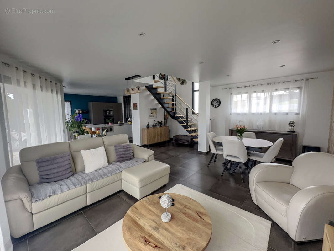 Maison à SAINT-BARTHELEMY