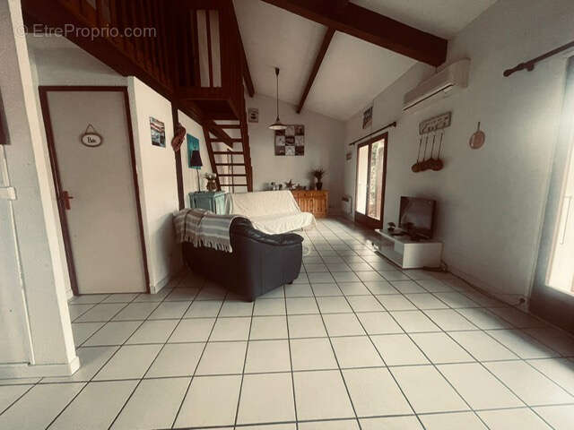 Maison à VALRAS-PLAGE