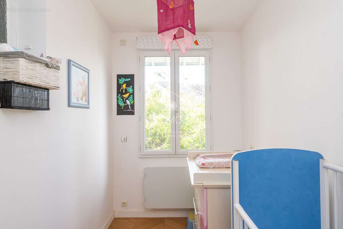 Maison à LES PAVILLONS-SOUS-BOIS