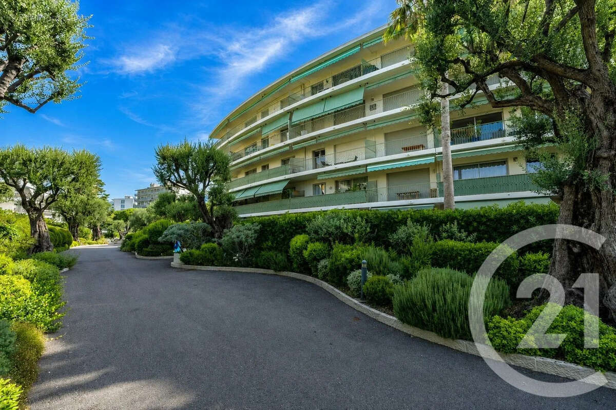 Appartement 126 m² à Roquebrune-Cap-Martin  - photo 16