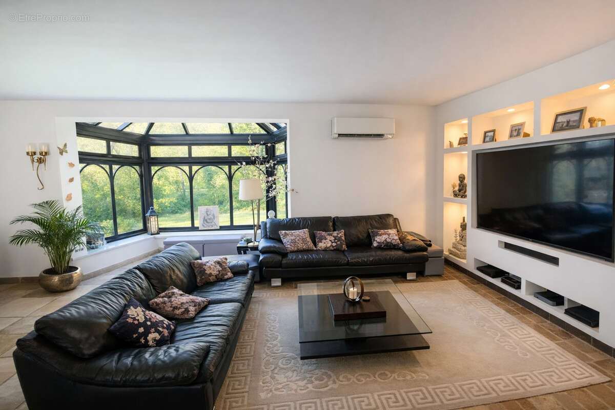 Maison à GRISY-SUISNES