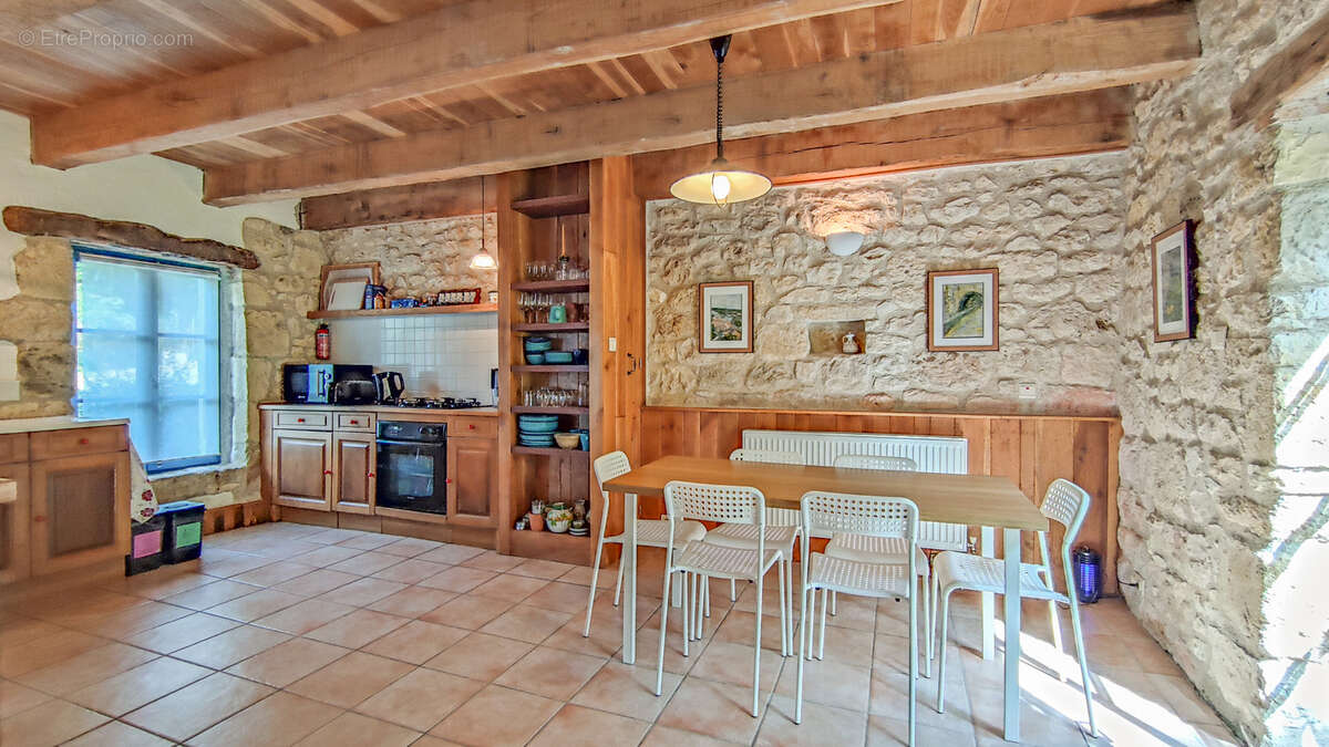 Maison à BAGAT-EN-QUERCY