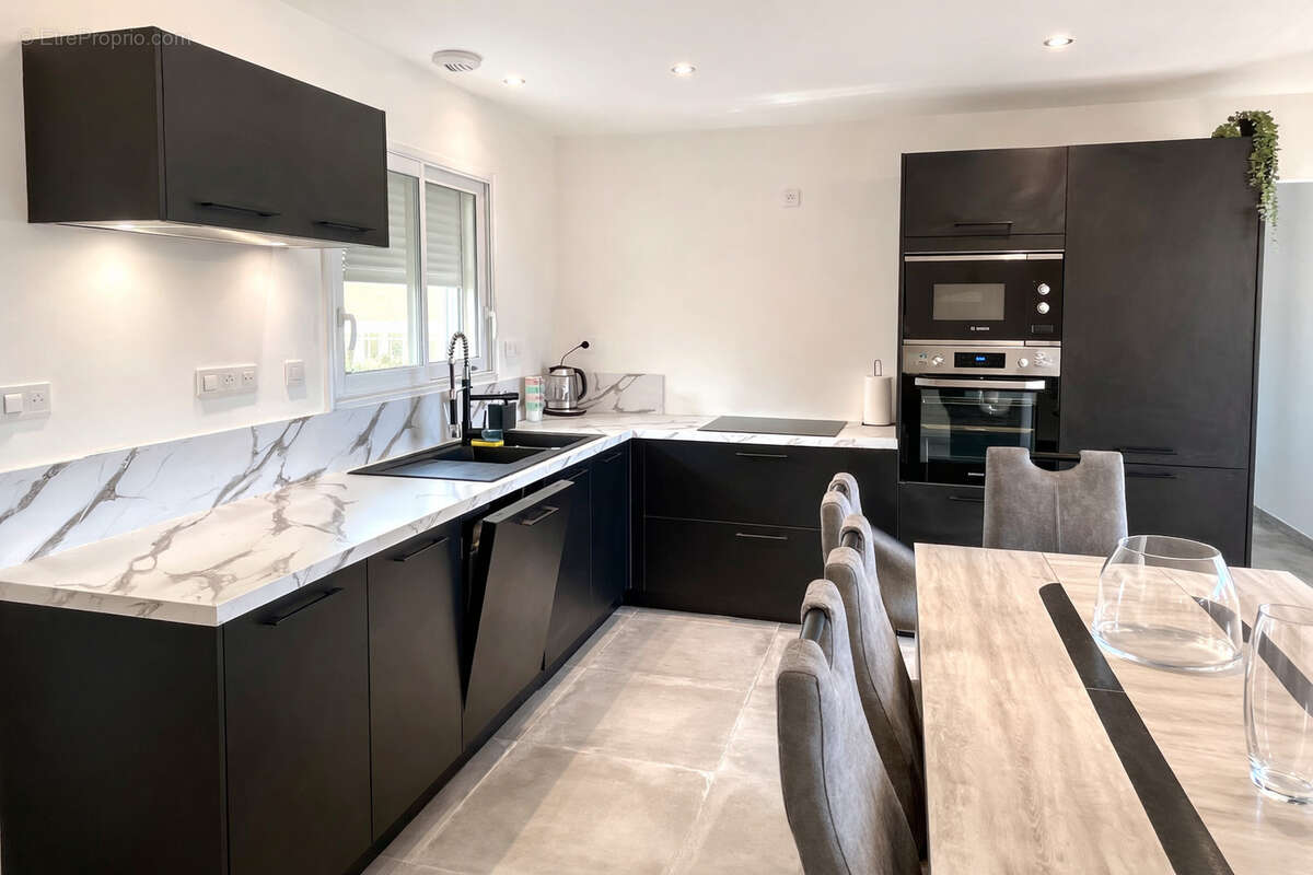 Maison à CHAILLE-LES-MARAIS