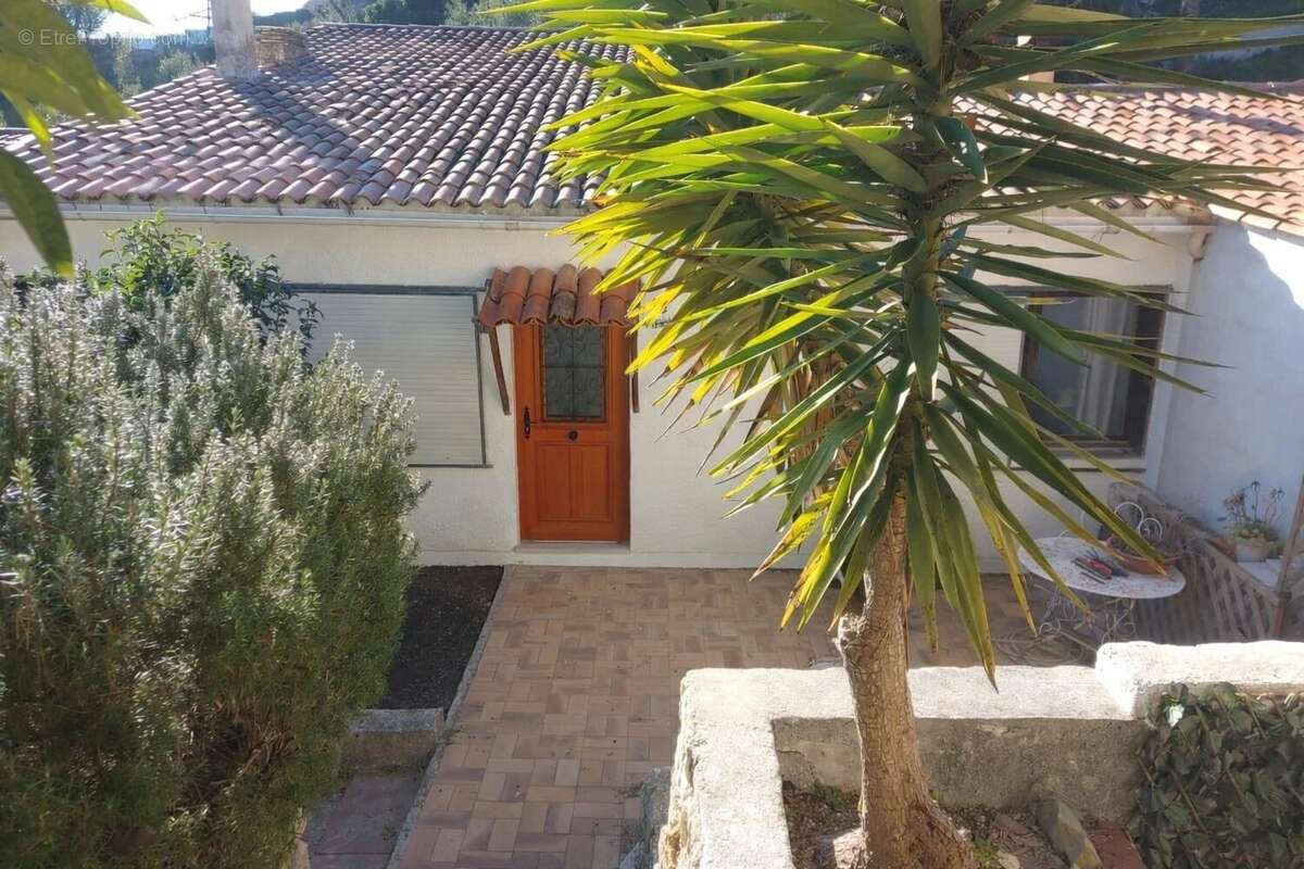 Maison à LA TRINITE