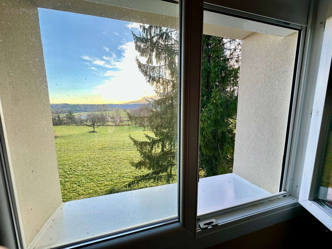 Maison à VELLEROT-LES-BELVOIR