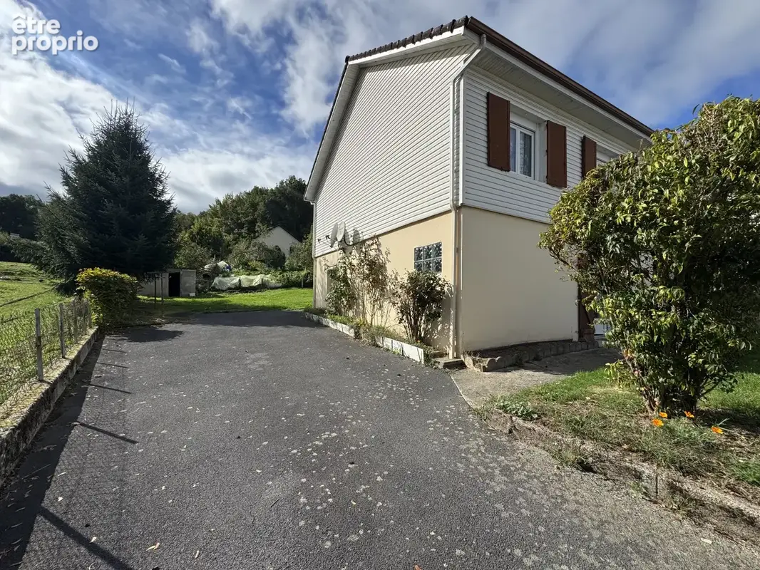 Maison à Ussel en Corrèze - photo 11