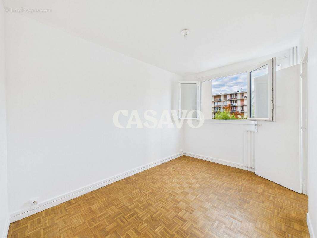 Appartement à EPINAY-SUR-SEINE
