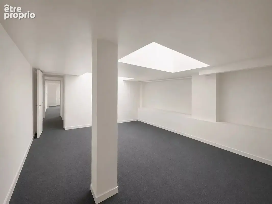 Local Commercial - photo 5