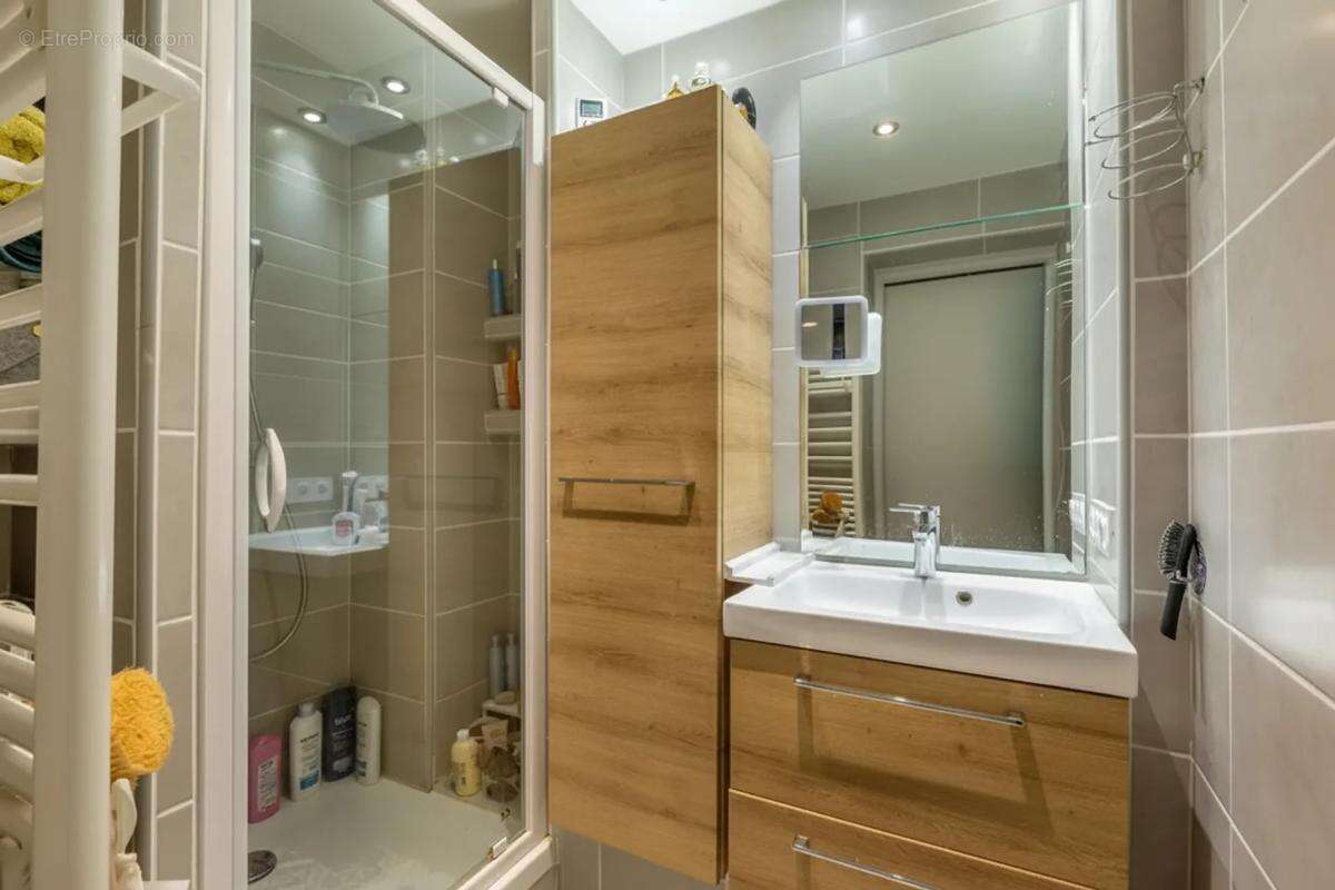 Appartement à OULLINS