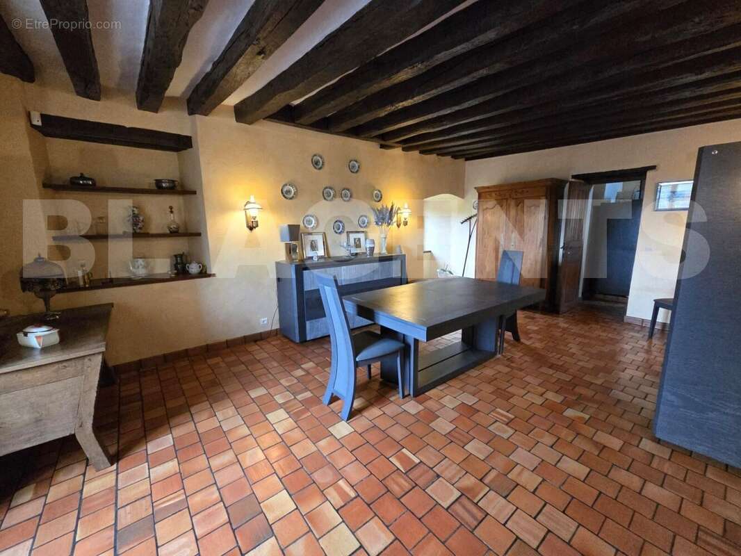 20251122_153317 - Maison à LOUPLANDE