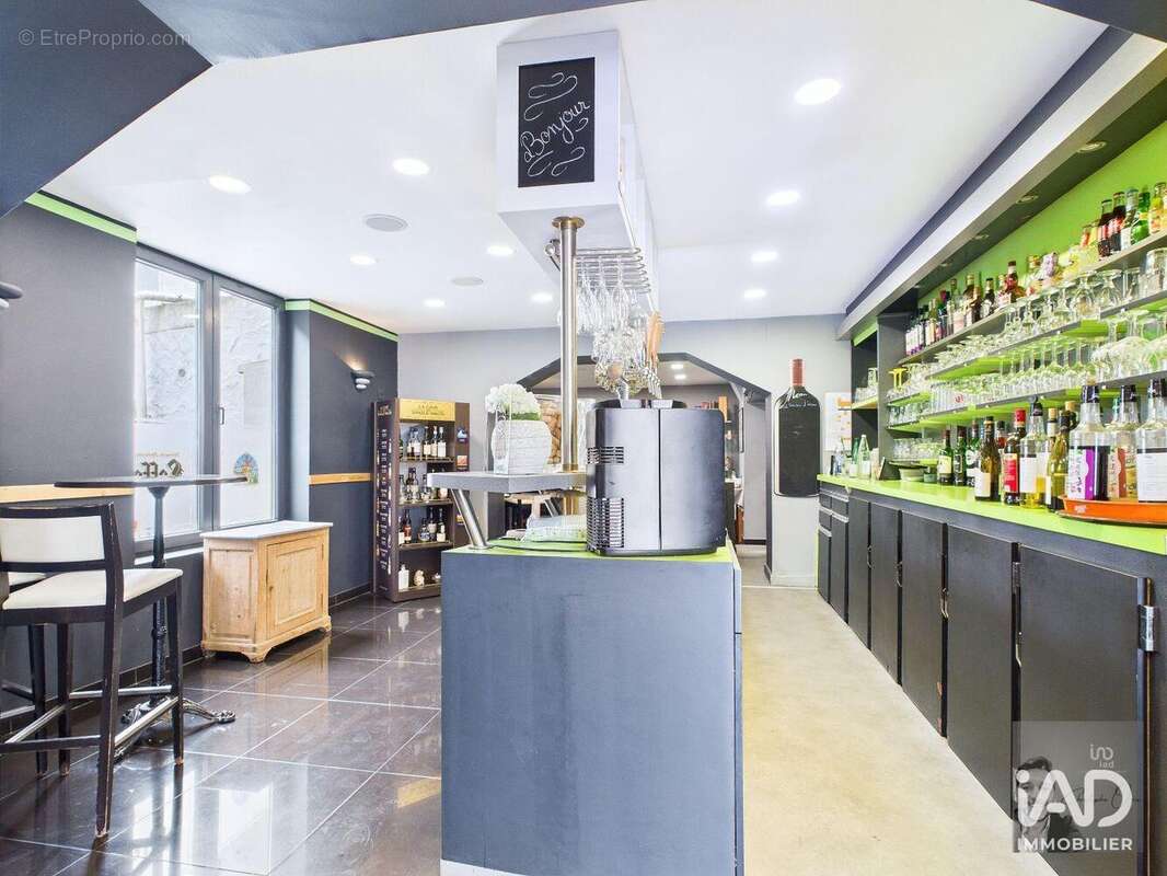 Photo 3 - Commerce à PROUVY