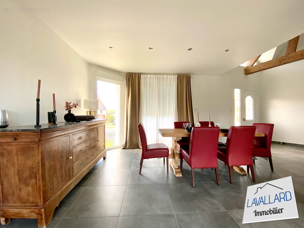 Maison à FLIXECOURT