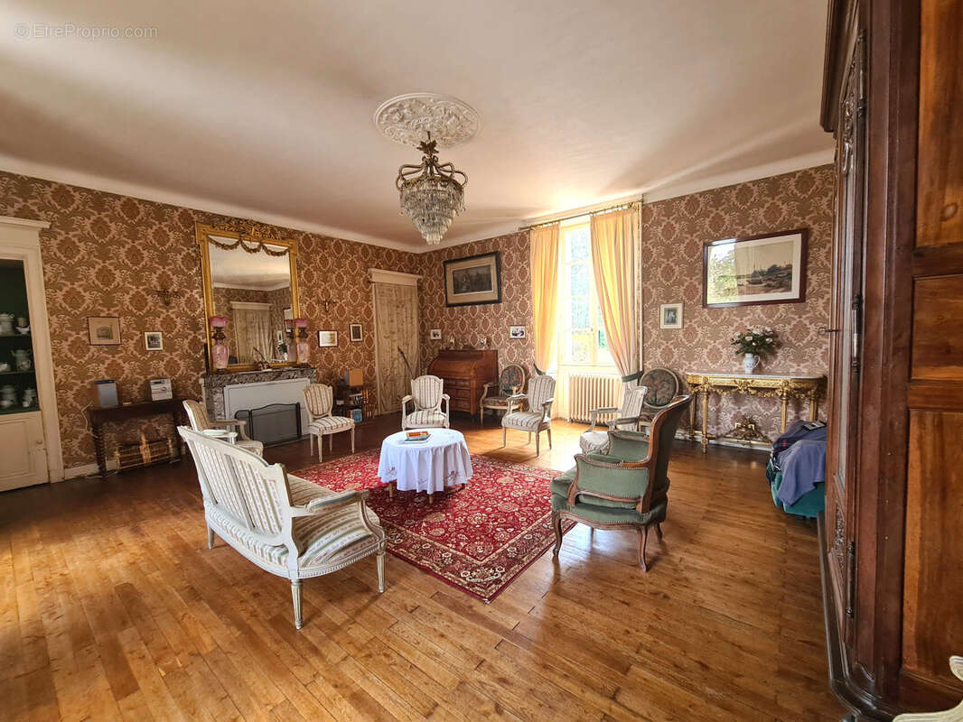 Maison à LA CHAPELLE-HEULIN
