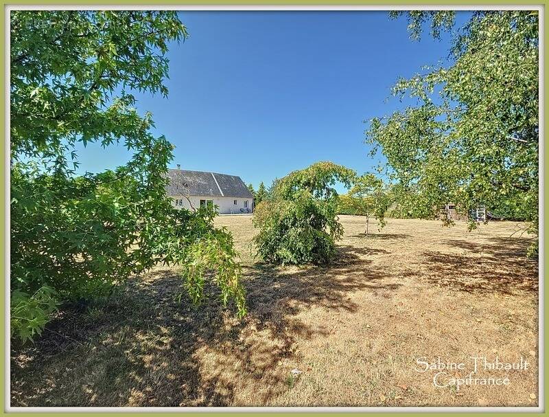 Dpt Indre et Loire (37), à vendre SOUVIGNE maison 6 pièces - 144 m2 - Terrain clos - photo 8