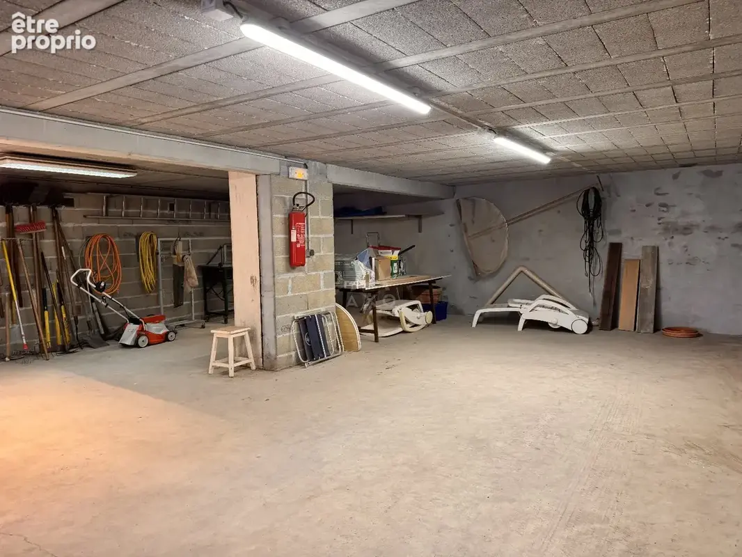 SOYAUX, secteur calme  Très jolie maison sur sous-sol total  Vue exceptionnelle - photo 9