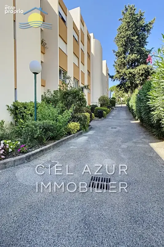 Appartement 32 m² à Antibes  - photo 5