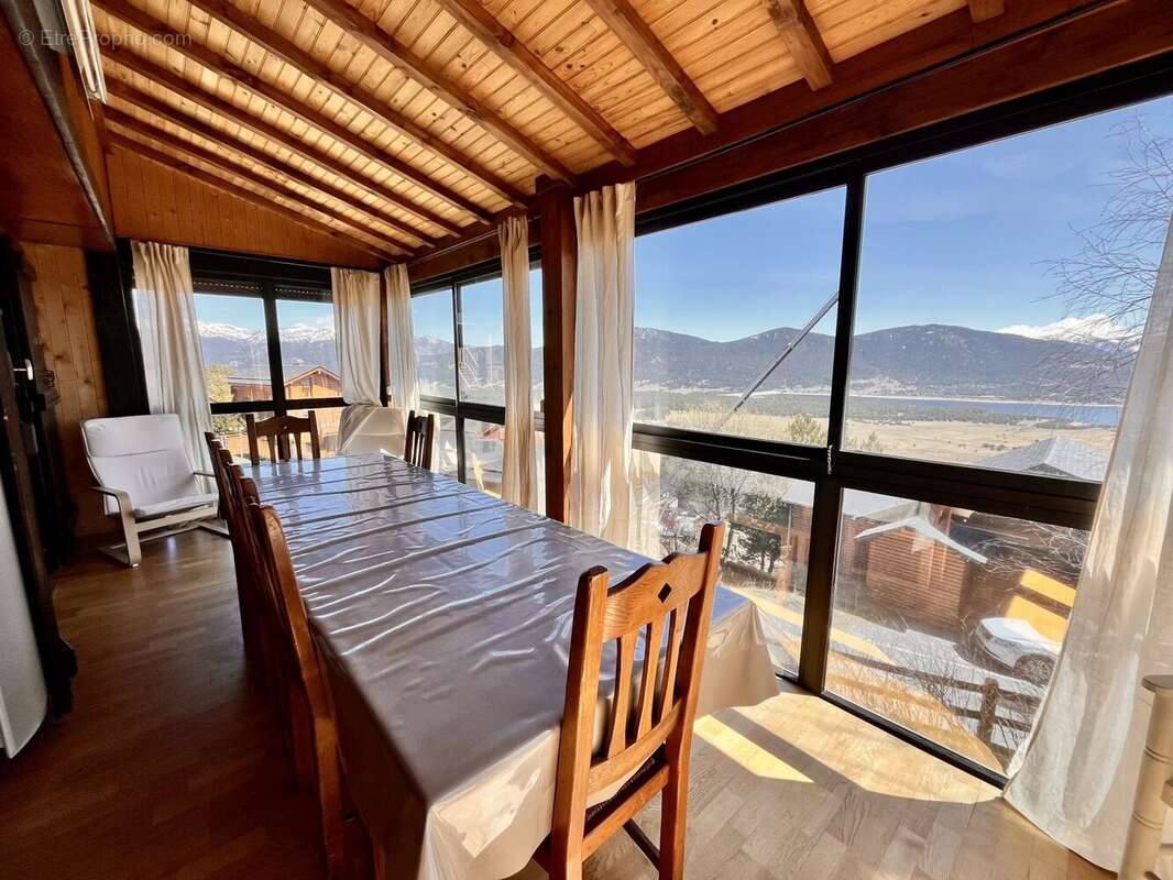 Maison à LES ANGLES