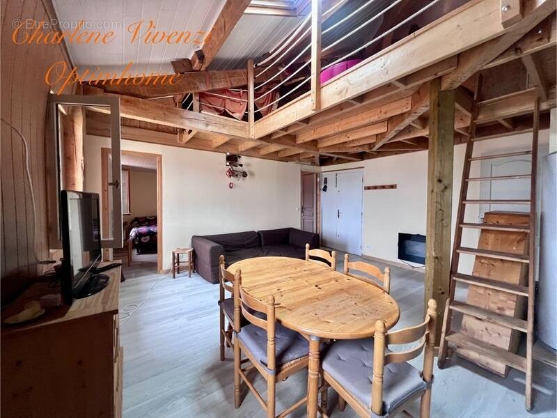 Appartement à FONT-ROMEU-ODEILLO-VIA