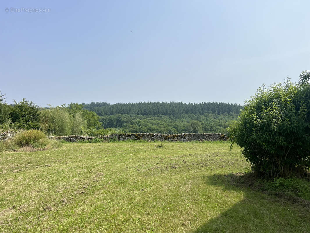 Maison à SAINT-MARTIN-DE-SALENCEY