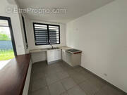 Photo 1 - Appartement à REMIRE-MONTJOLY