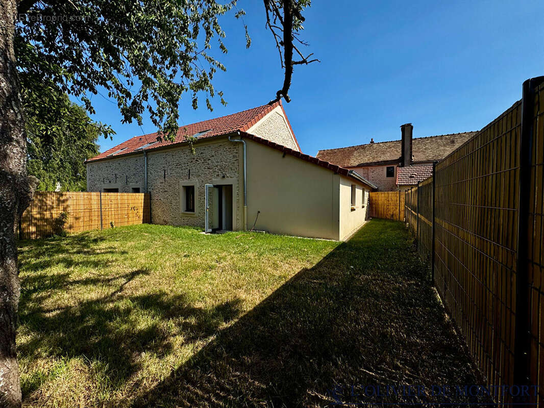 Maison de ville d'exception - 4 pièces, 112 m² au sol, calme et lumineux - photo 16