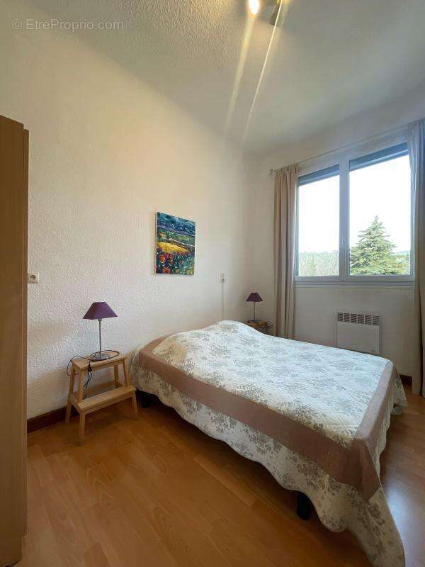 Appartement à GREOUX-LES-BAINS
