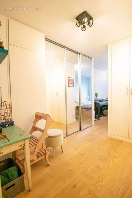 Appartement à ISSY-LES-MOULINEAUX