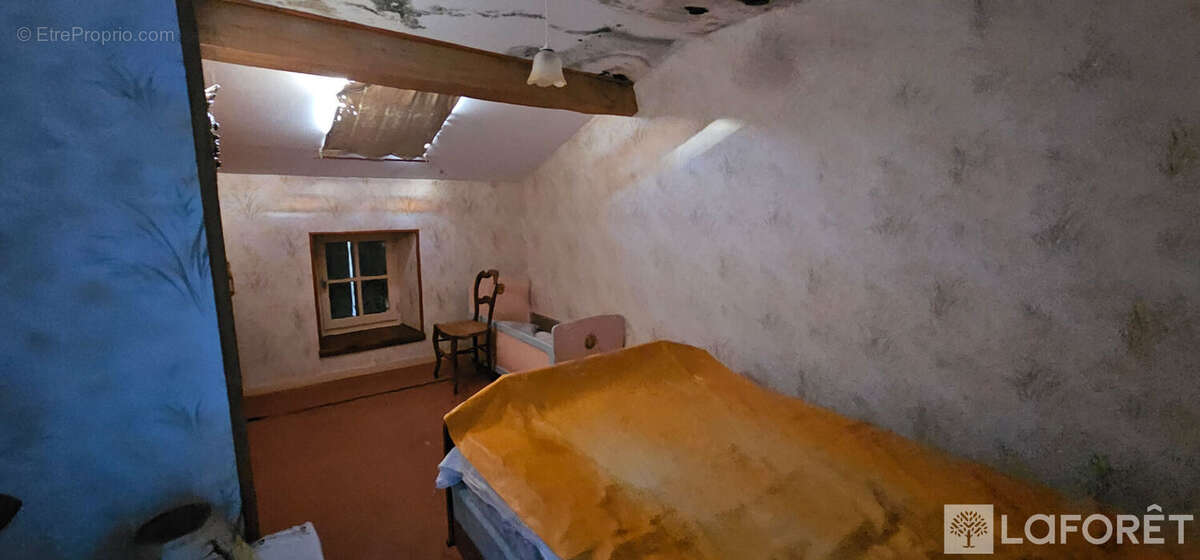 Maison à COURCOURY