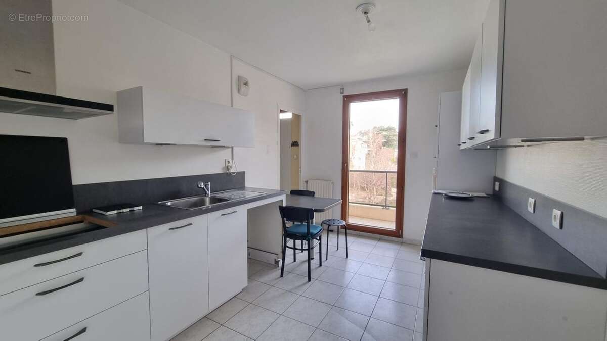 Appartement à FONTAINES-SUR-SAONE
