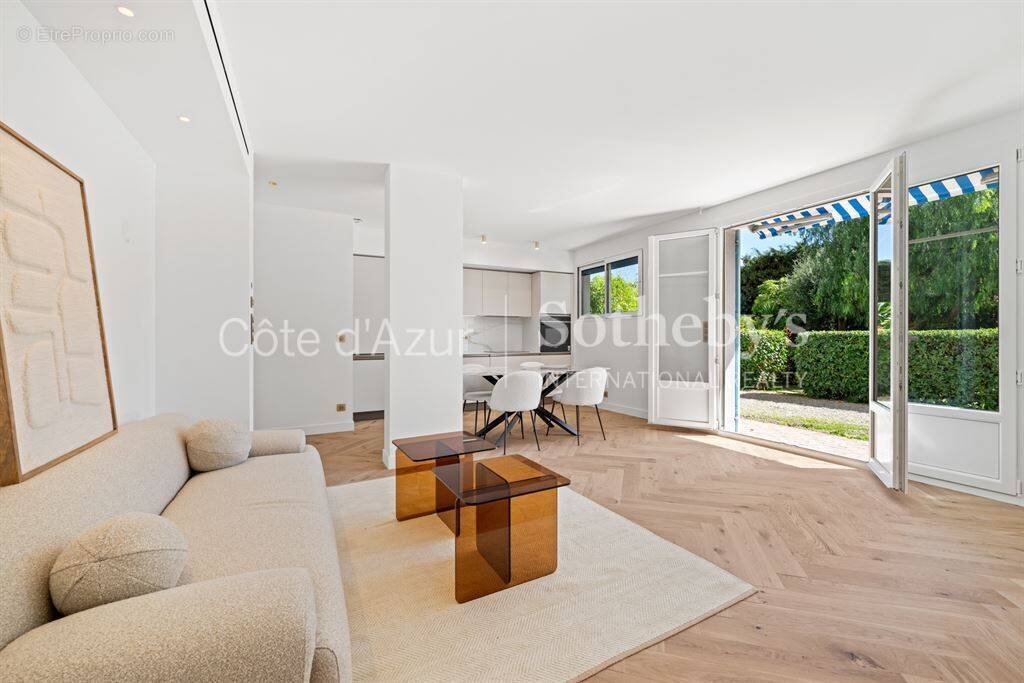 Appartement à BEAULIEU-SUR-MER