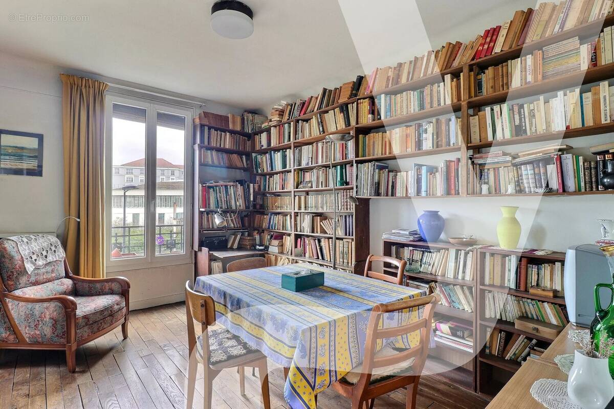 Appartement à FONTENAY-SOUS-BOIS